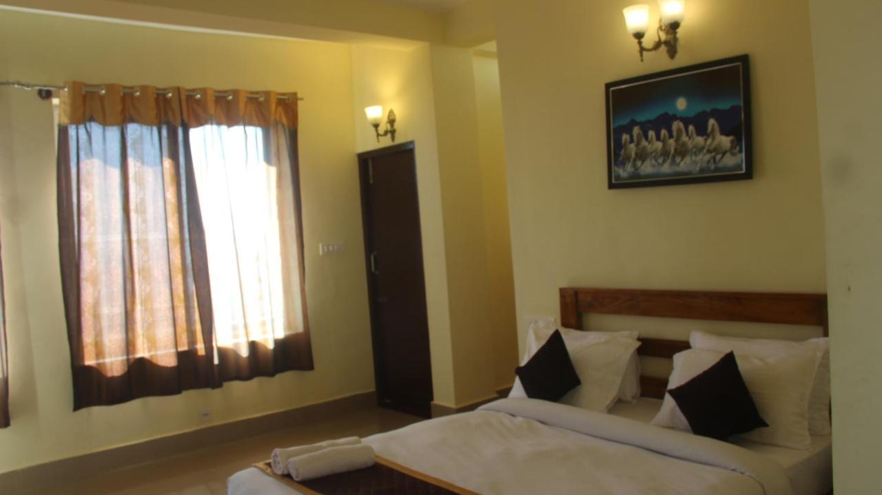 Kollanoor Guest House Мадикери Экстерьер фото
